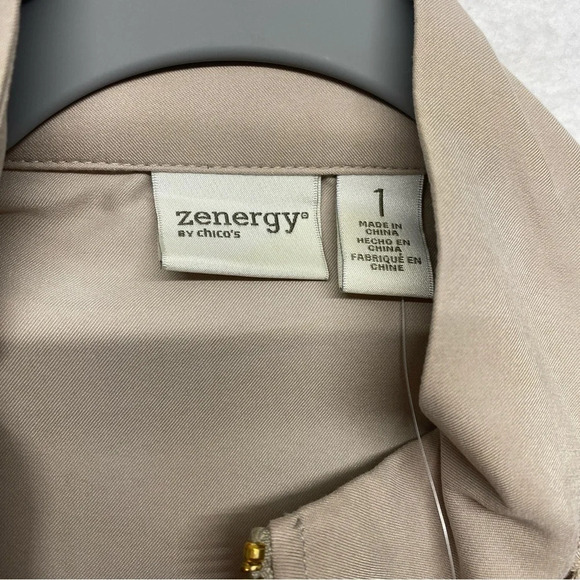 NWT Zenergy Chicos Woven Collection Mesh Detail Zip Jacket Tibet Taupe 1 / S - Picture 3 of 7